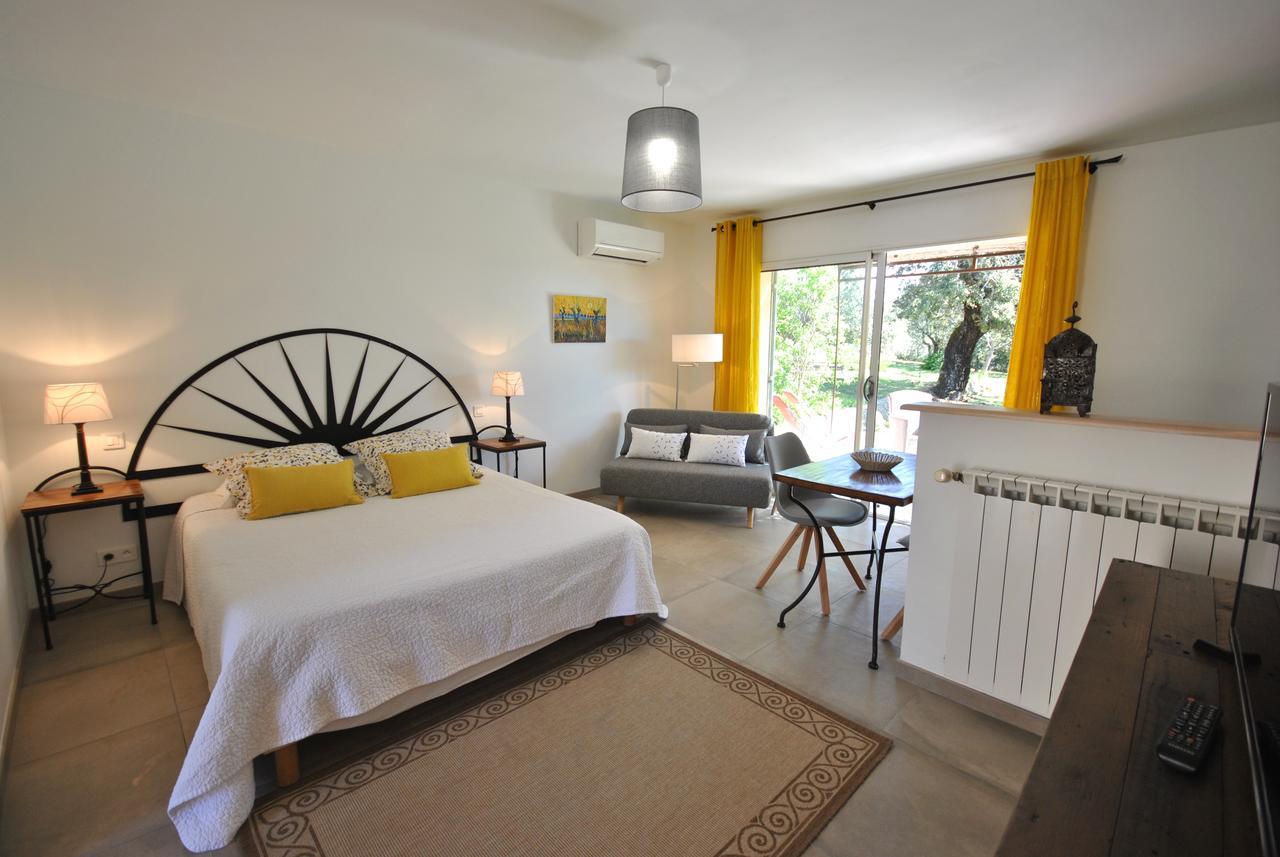 B&B La Badelle Gordes Eksteriør bilde